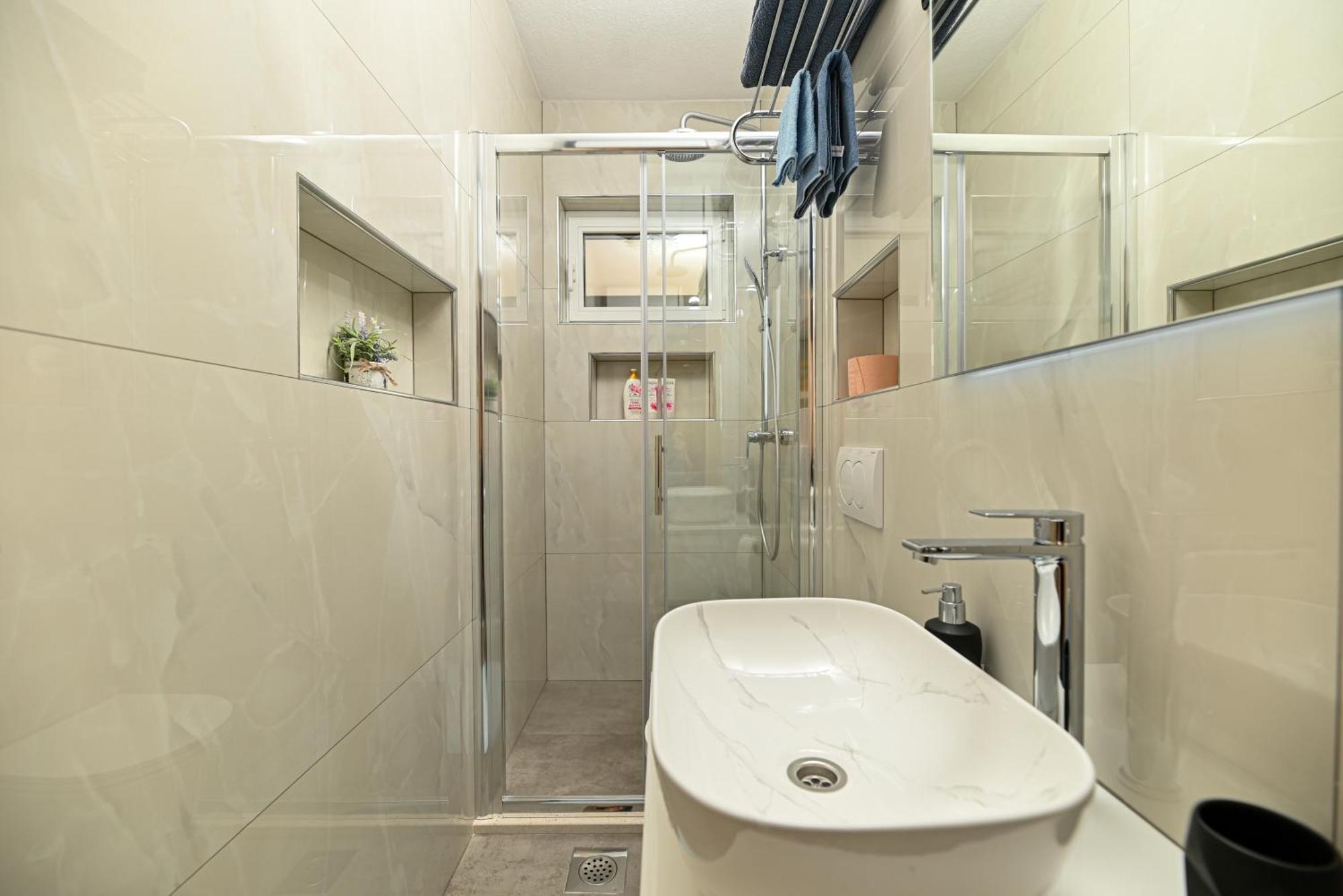 Apartments Patricia Трогір Екстер'єр фото